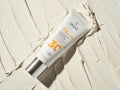 Afbeelding in Gallery-weergave laden, DAILY PREVENTION - Pure Mineral Hydrating Moisturizer SPF 30
